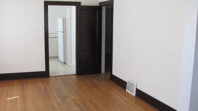 Photo - 3967 Buckingham Ave Unidad lower flat