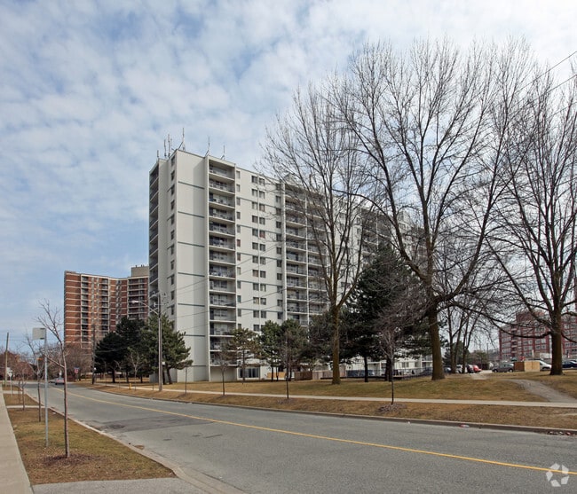 Photo - McCowan Apartments