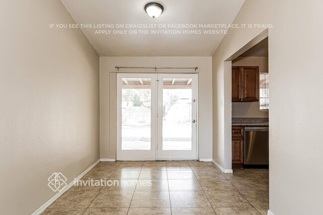 Photo - 3220 E Monte Vista Rd