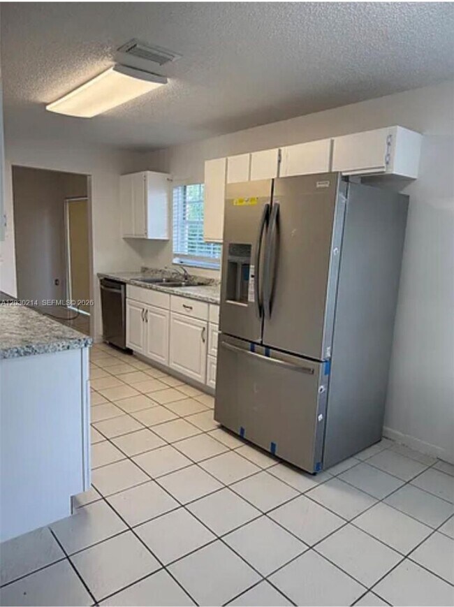 Photo - 127 SW 159th Way
