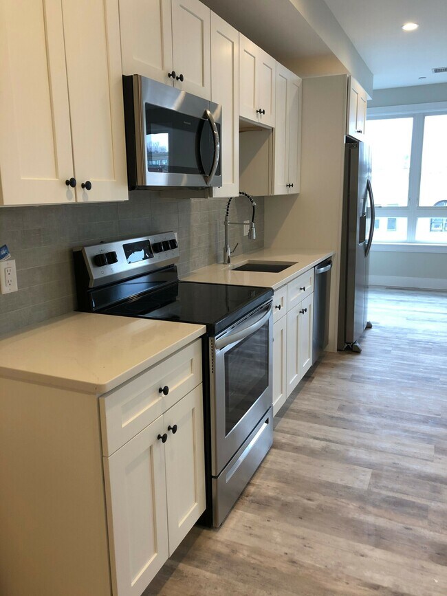 1564 Tremont St Unit 4