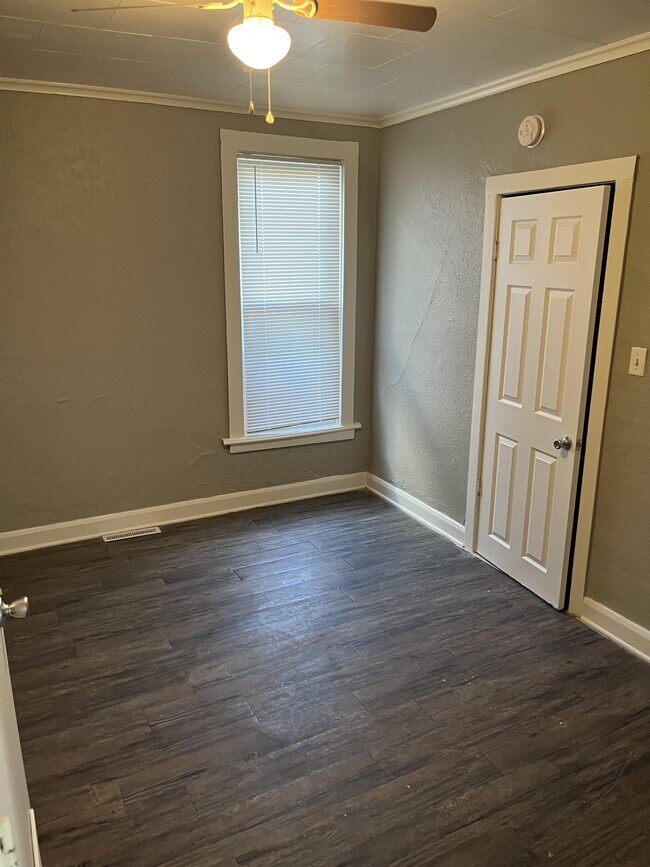 Photo - 1450 Colburn St