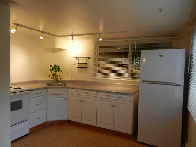 Photo - 217 18th Ave Unidad Lower Level Studio