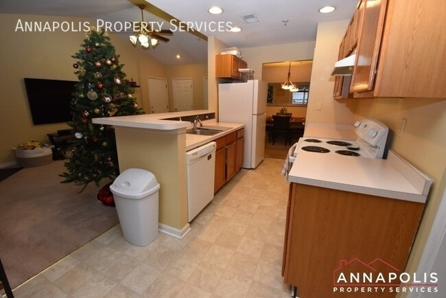 Photo - 2008 Peggy Stewart Way Unit 301