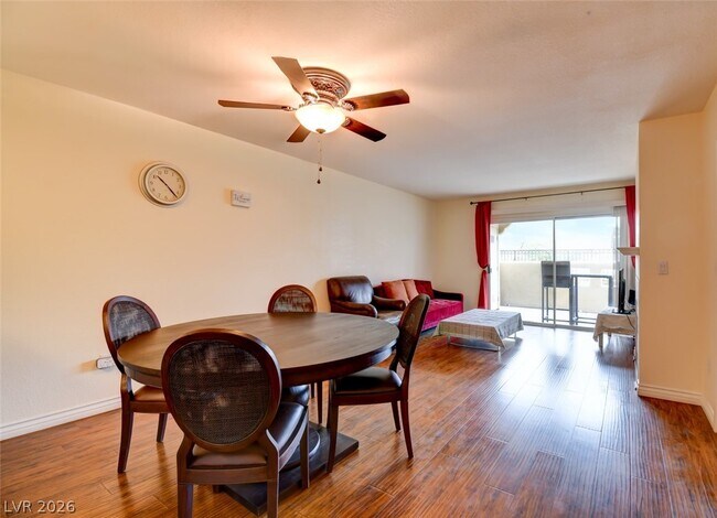 Photo - 1900 Villa Palms Ct Unit 102