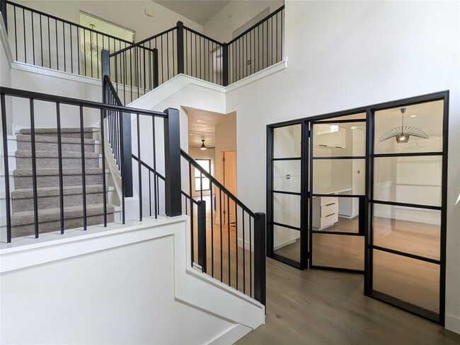 Photo - 9257 Scenic Bluff Dr