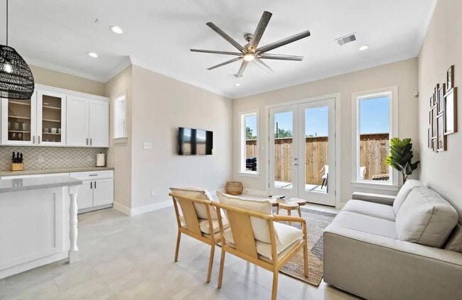 Photo - 3703b Bolin Rd