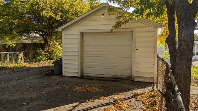 Photo - 2 Bedroom Available now