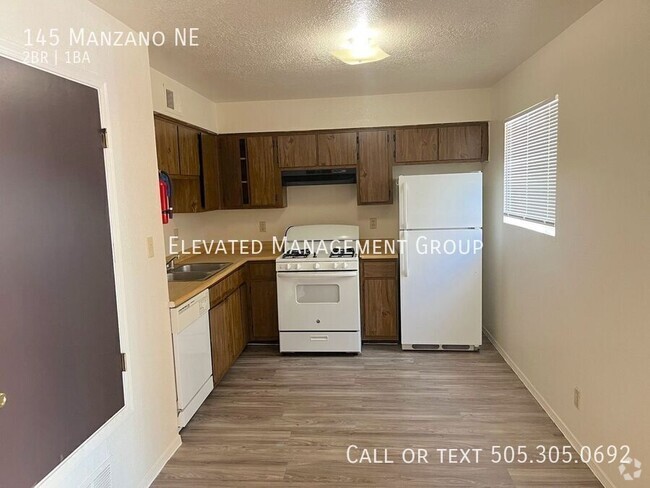 Building Photo - 145 Manzano St NE Rental