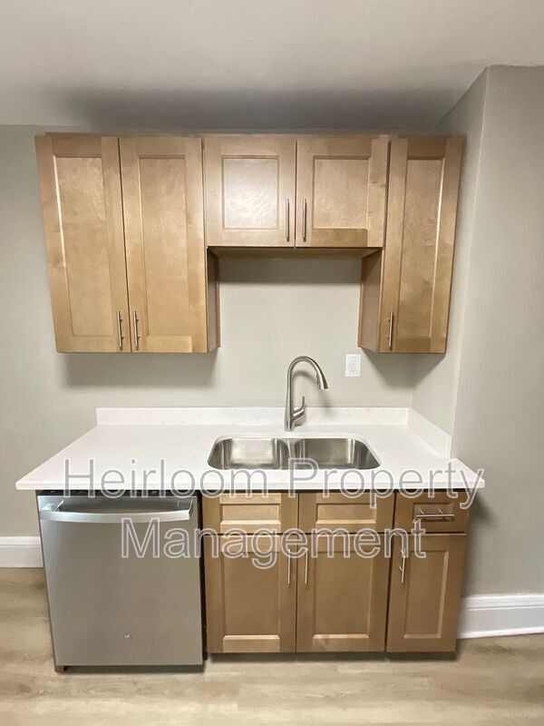 Photo - 601 Woodland Ave Unit Upper