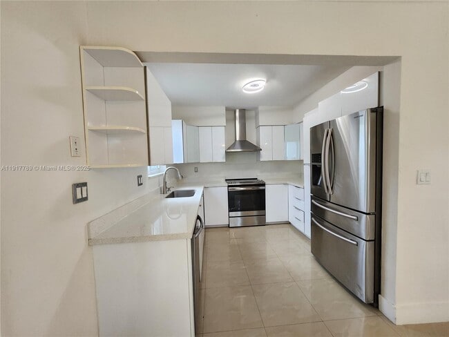 Photo - 12535 NE Miami Pl