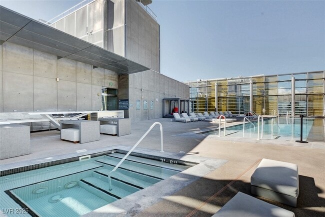 Building Photo - 3726 S Las Vegas Blvd Unit 602