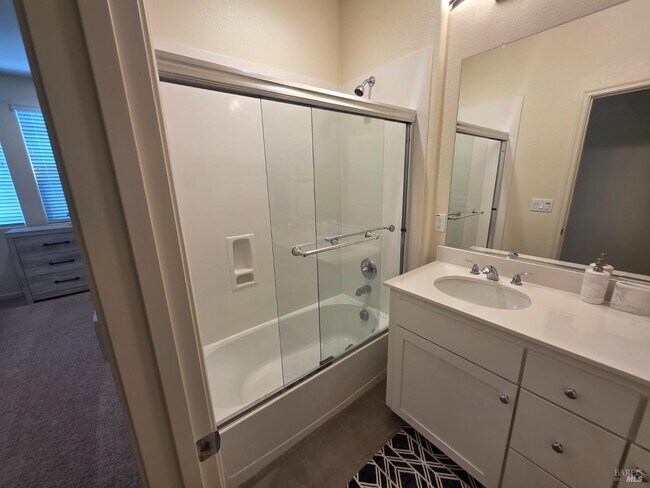 Photo - 2600 1st St