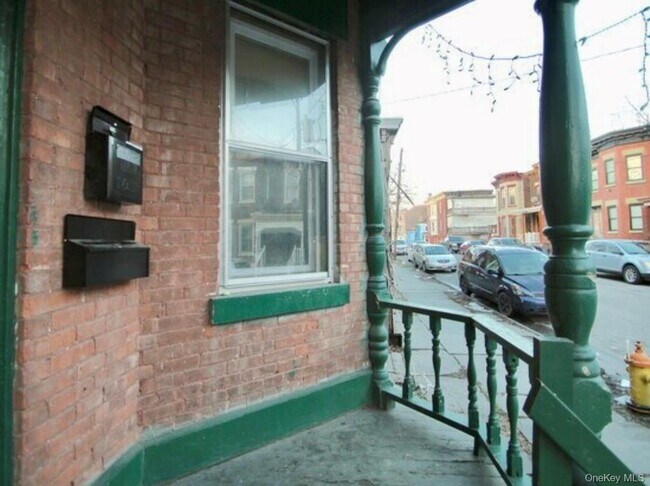 Photo - 37 Lutheran St