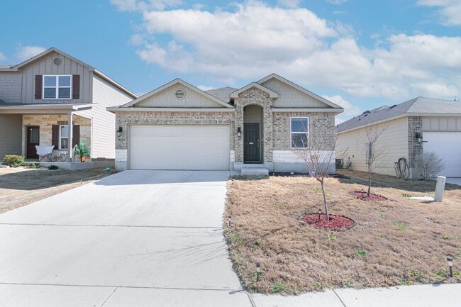 Photo - 4614 Heathers Cross