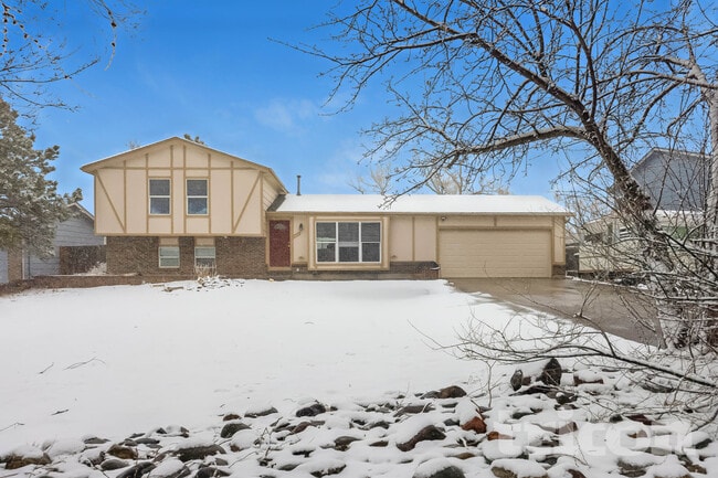 Building Photo - 2674 Deliverance Dr