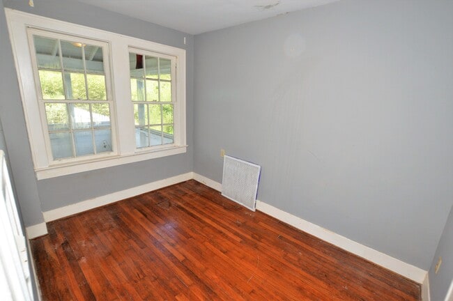 Photo - 1211 Highland St