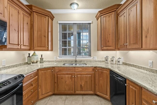 Building Photo - Fully Furnished 2 Bedroom Home. Unit 1127