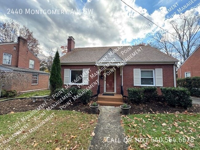 Building Photo - 2440 Montgomery Ave SW