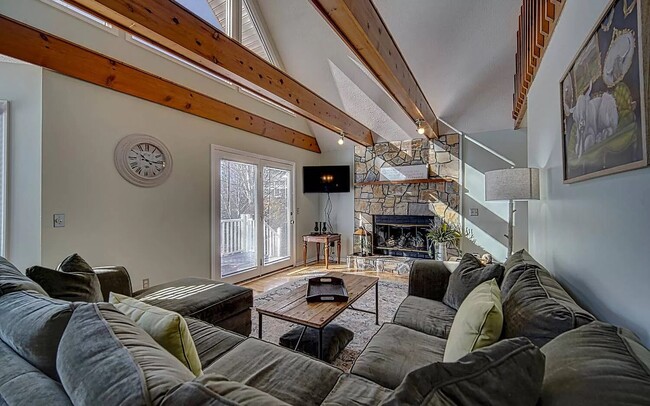 Photo - 1896 Bell Eagle Dr