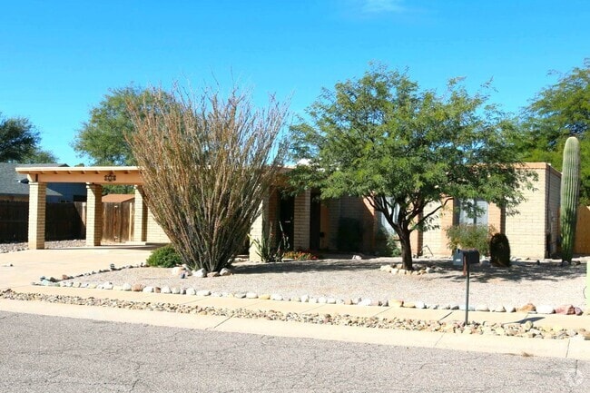 Building Photo - Nice 3 Bedroom Home with Countryside Commu...