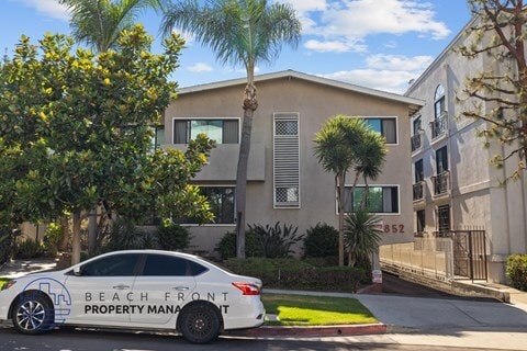 Photo - 852 S. Lucerne Blvd.