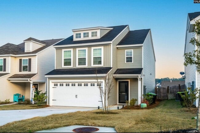 Intriguing Three Bedroom Home in Lexington... - Intriguing Three Bedroom Home in Lexington...
