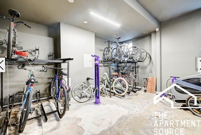 Photo - 1630 N Humboldt Blvd Unit 3F