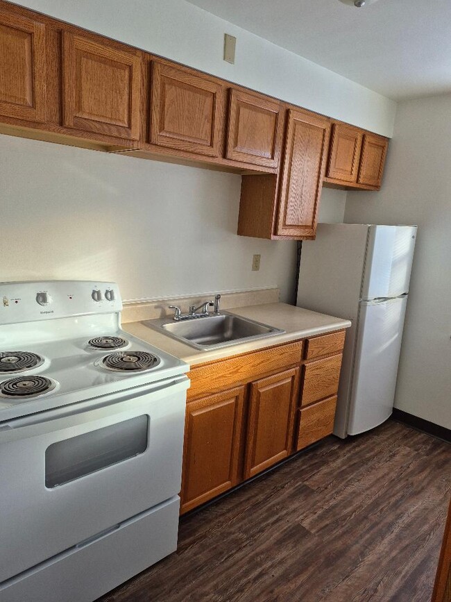 Photo - 3535 State St