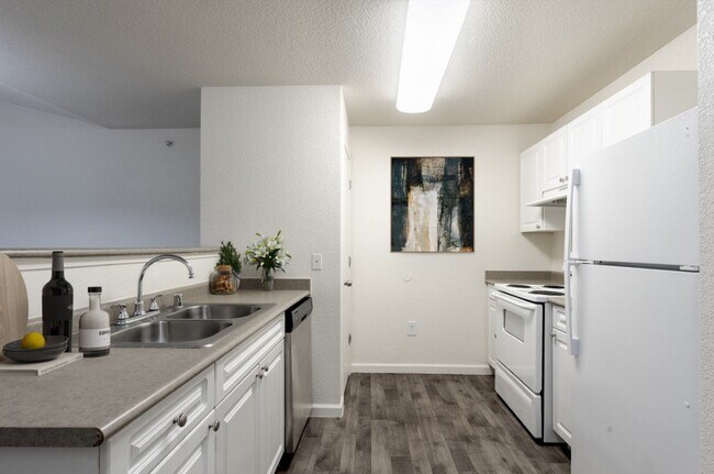 Waterford Place Apartments