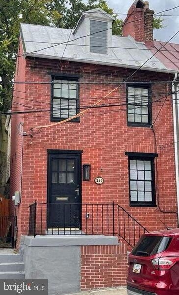 "Charming 1-Bed Rowhouse with Granite Elegance & Hardwood Warmth in Frederick!" - "Charming 1-Bed Rowhouse with Granite Elegance & Hardwood Warmth in Frederick!"