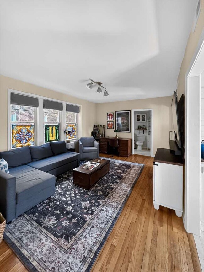 Photo - 7316 N Honore St