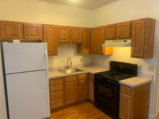 Photo - 202 Hurley St Unit 1