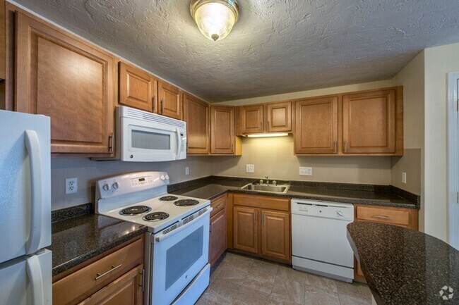 Building Photo - Route One Norwood 2-bedroom w/h+hw Rental