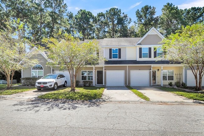 Photo - Beautiful FOUR bedroom townhome in Goose C...