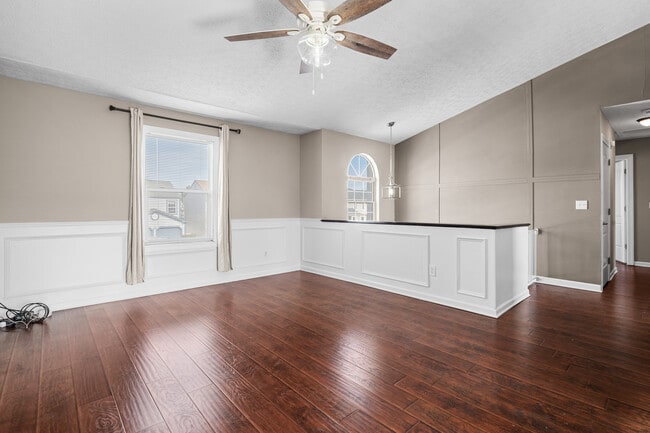 Photo - 6069 Northbend Dr