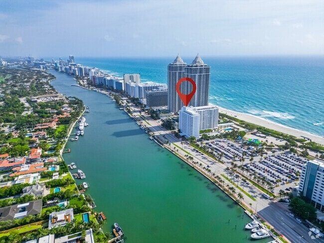 Building Photo - 4747 Collins Ave Unit Mimosa Condo #1511