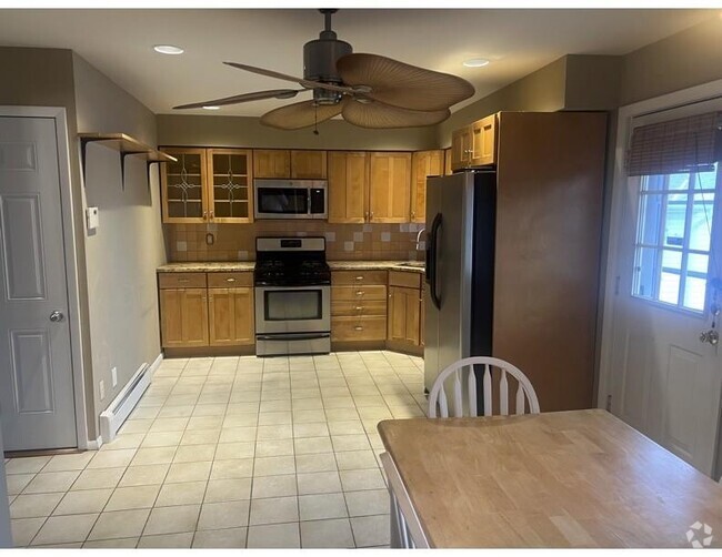 Building Photo - 471 S Delaware Ave Rental