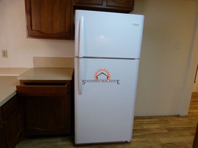 Photo - 602 Sheldon St