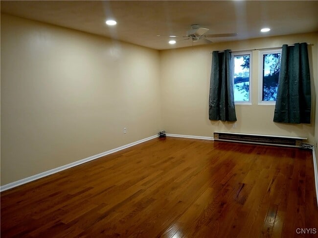 Photo - 494 Idlewood Blvd