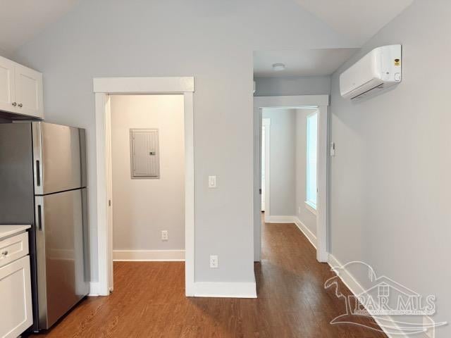 Photo - 2051 W Blount St