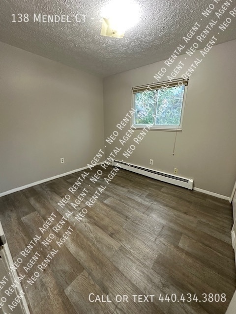 Photo - 138 Mendel Ct Unidad 2 COPY