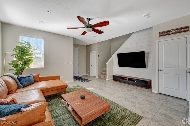 Building Photo - 2196 Via Zoran Rental