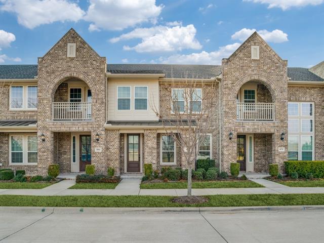 Photo - 4868 Woodruff Way