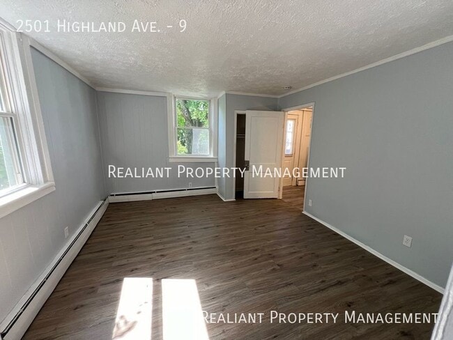 Photo - 2501 Highland Ave Unit 9