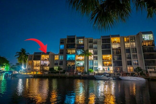 Building Photo - 6 Royal Palm Way Unit 310 Rental
