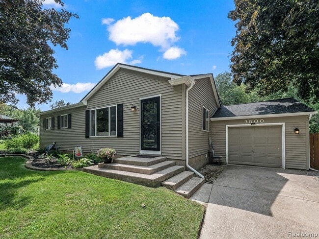 Photo - 3500 Fieldview Ave