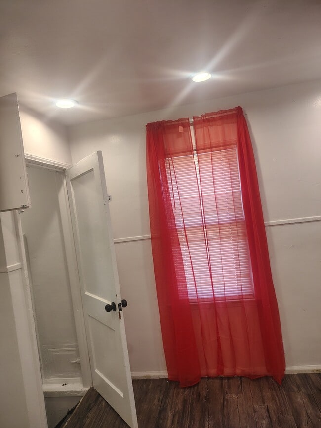 Photo - 19324 Avon Ave