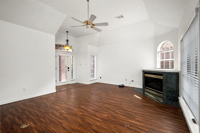 Photo - 4615 Cashel Spring Dr