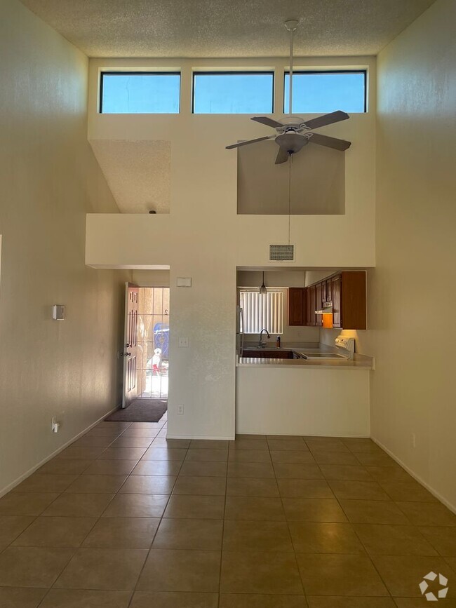 Building Photo - 1501 S Van Buren Ave Unit 2 Rental